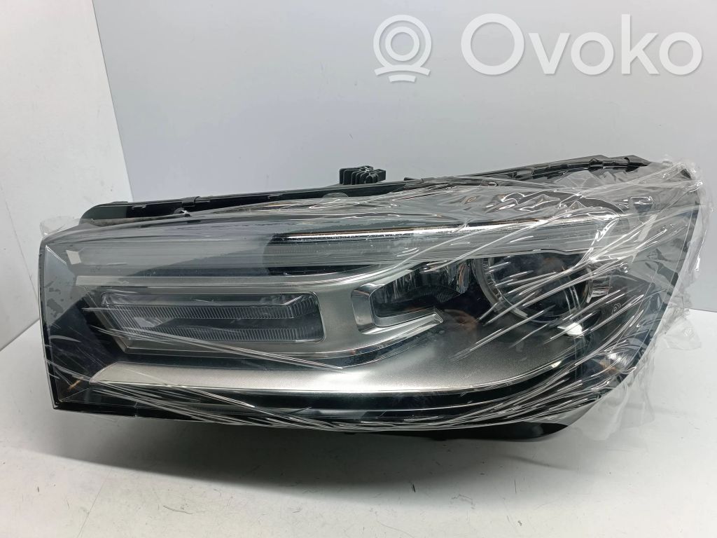 Audi Q5 SQ5 FY Lampa przednia 