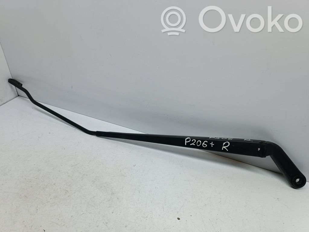 Peugeot 206+ Wischerarm vorne 