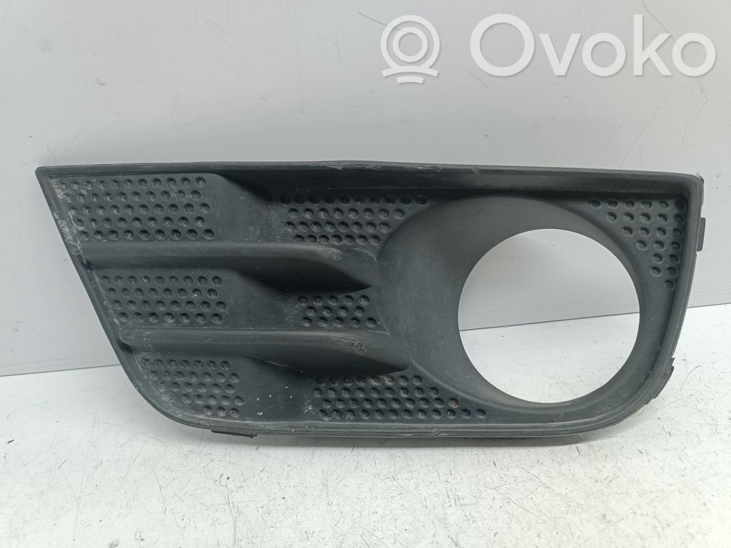 Ford Fusion Etusumuvalon ritilä 