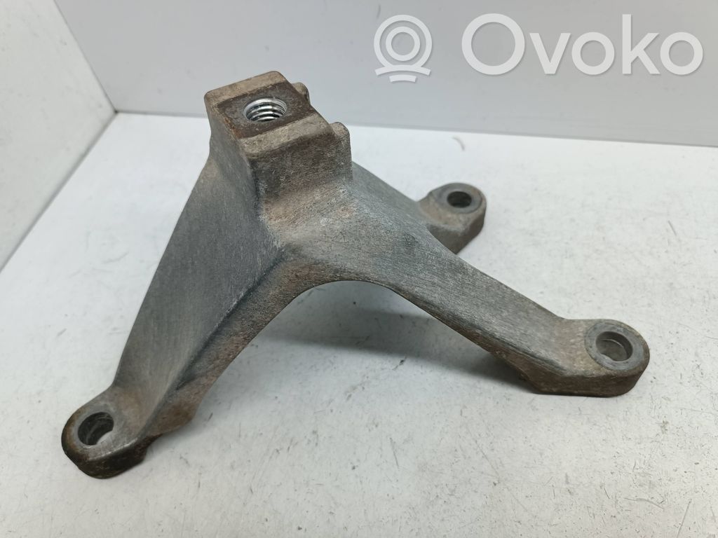 Engine mounting bracket   3M517M125AE,3M517M125