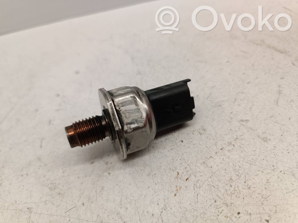 Fuel pressure sensor   5WS40039,55PP0201