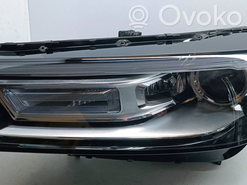 Audi Q5 SQ5 FY Lampa przednia 