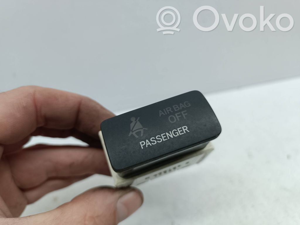 Toyota Corolla E120 E130 Interruptor de encendido/apagado del airbag de pasajero 