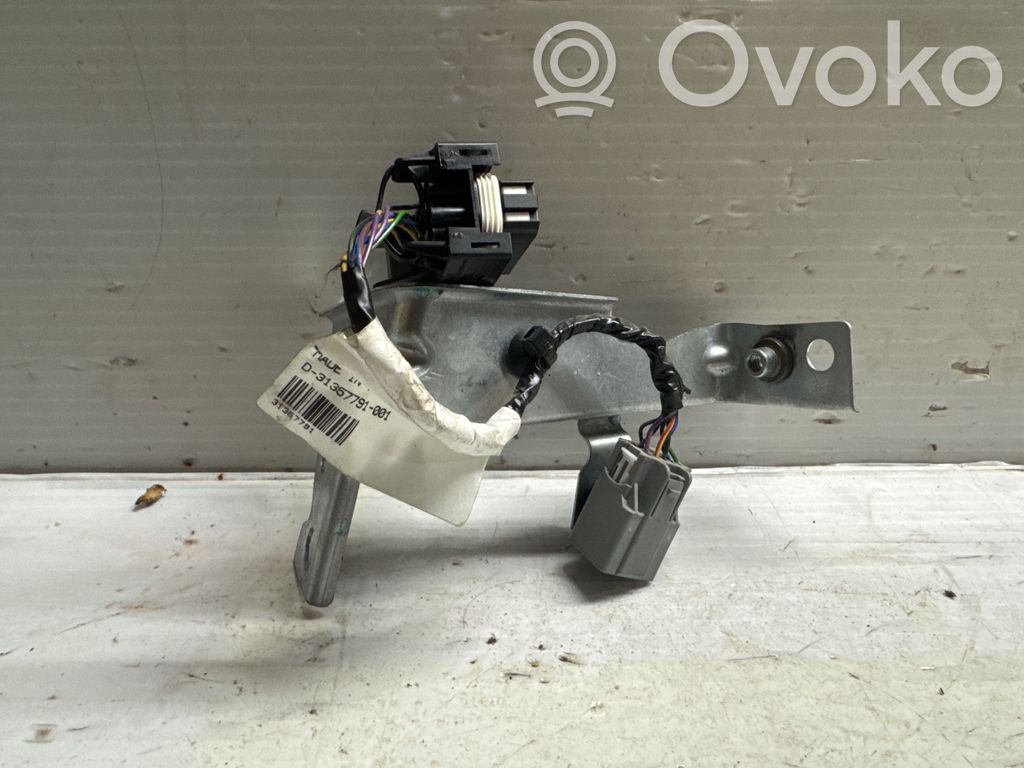 Inversor/convertidor de voltaje   31357791