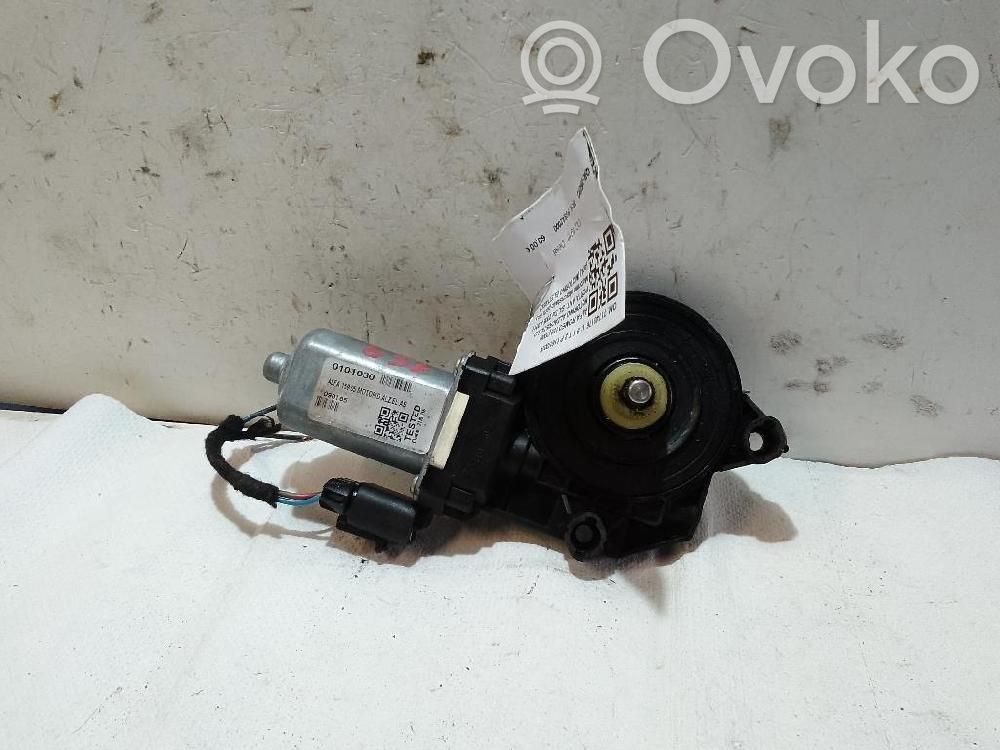 Alfa Romeo 159 Silnik regulatora szyby drzwi przednich 