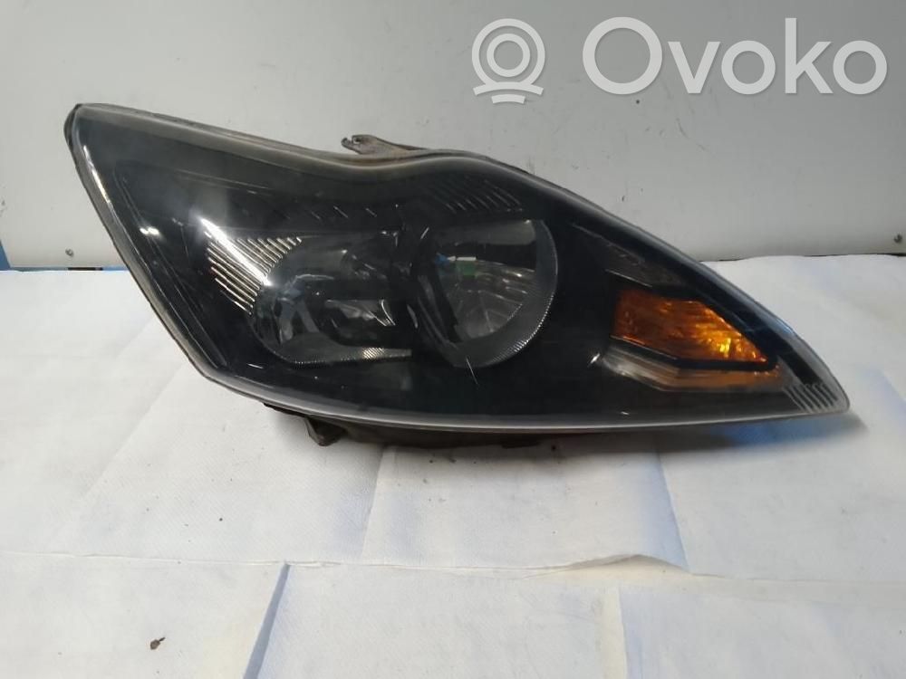 Headlight/headlamp   1744970