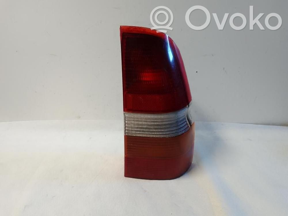 Rear/tail lights