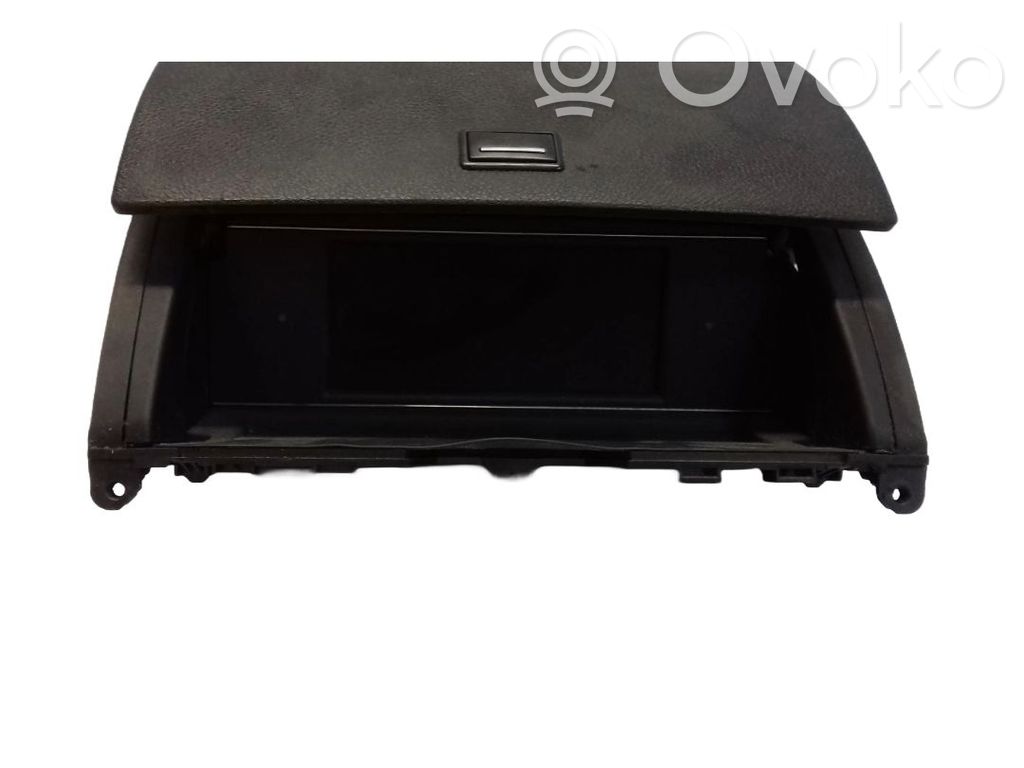 Mercedes-Benz C W204 Unità principale autoradio/CD/DVD/GPS 