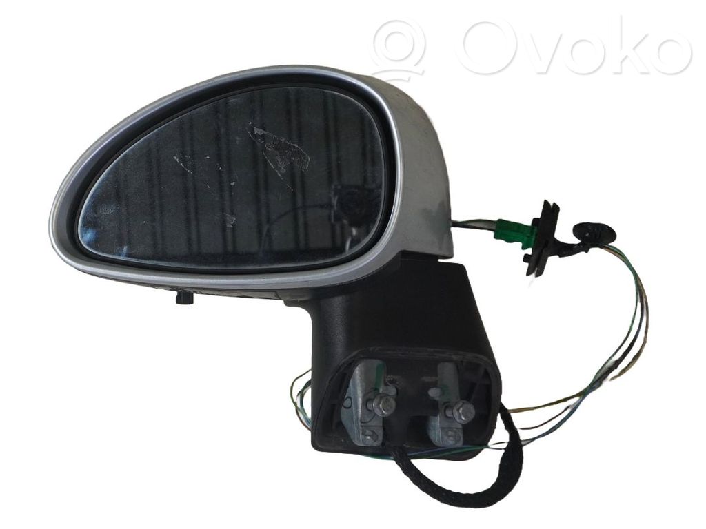 Taustapeilin verhoilu   8151JJ