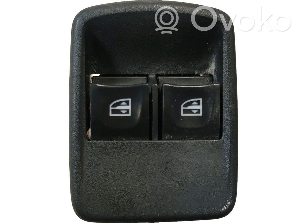 Dacia Dokker Przyciski szyb 