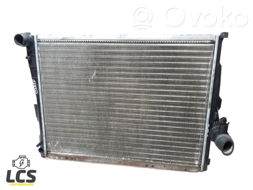 Coolant radiator