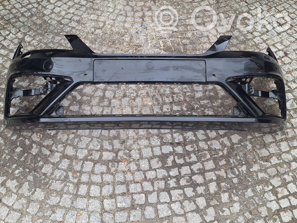 Front bumper   5F0807221AB,5F0807217KA