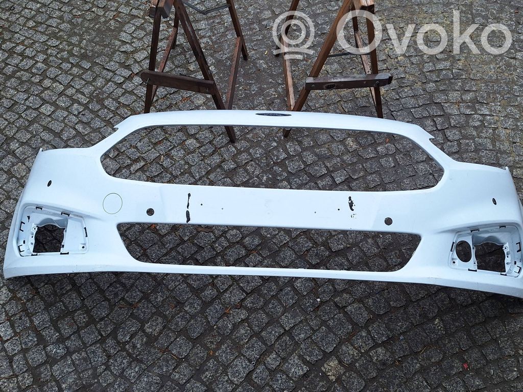 Front bumper   EM2B17F003
