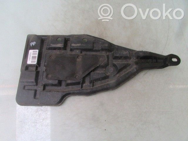 Infiniti Q50 Engine splash shield/under tray 