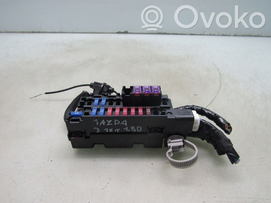 Mazda 3 Drošinātāju kaste (komplekts) 