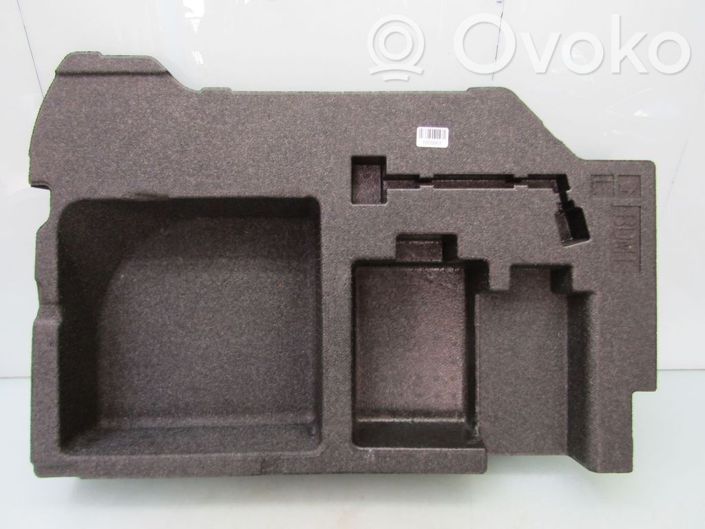 Mazda 3 Parcel shelf 