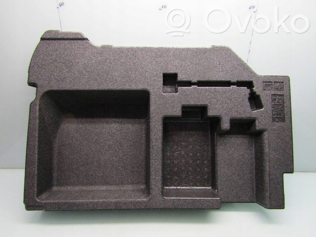 Mazda 3 Parcel shelf 