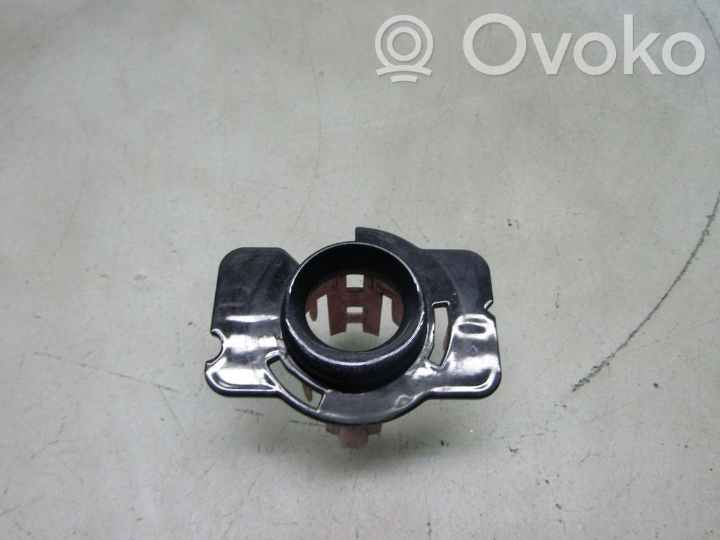 Front bumper mounting bracket   B0L667UC5,19R,41W,BP,OPRAWKA,TYLNIA