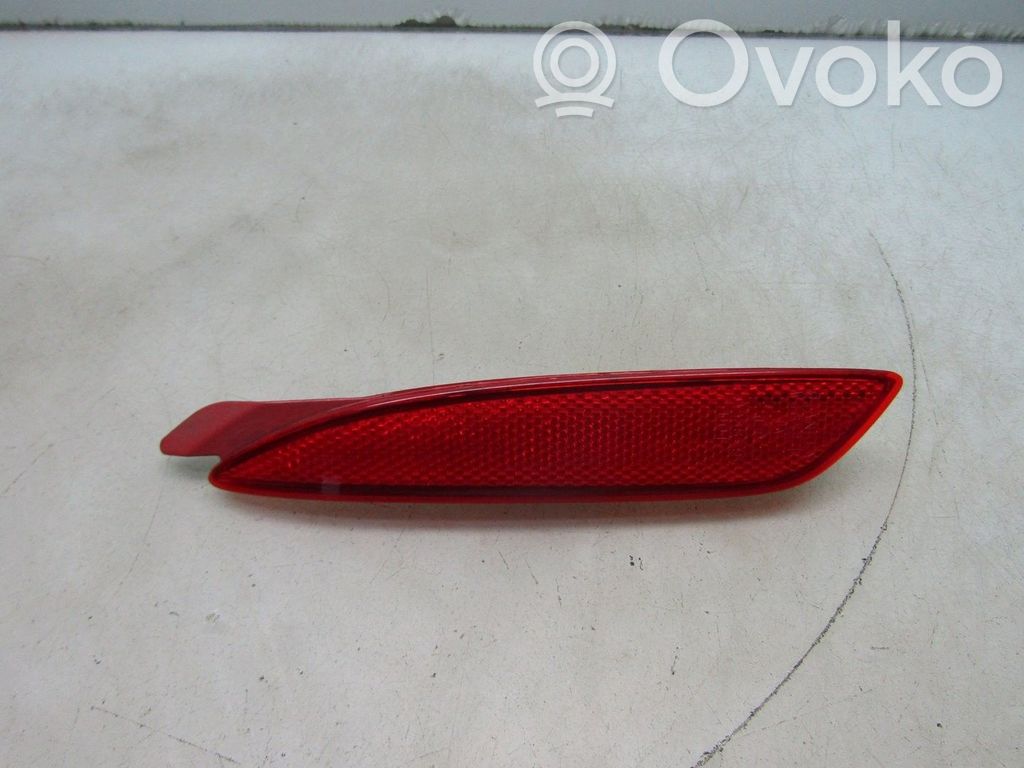 Mazda 3 Front reflector 