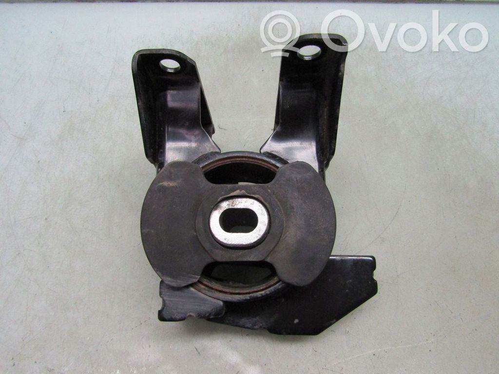 Engine mounting bracket   20R,SANEK