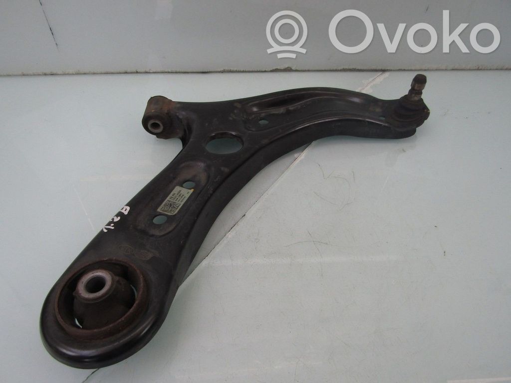 KIA Rio Wahacz przedni 