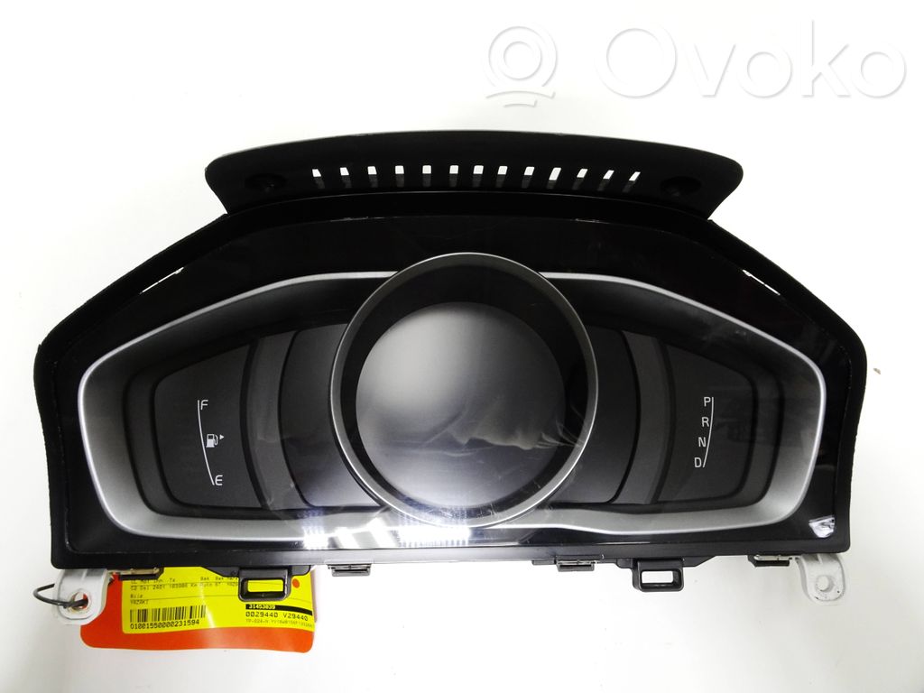 Volvo V70 Speedometer (instrument cluster) 