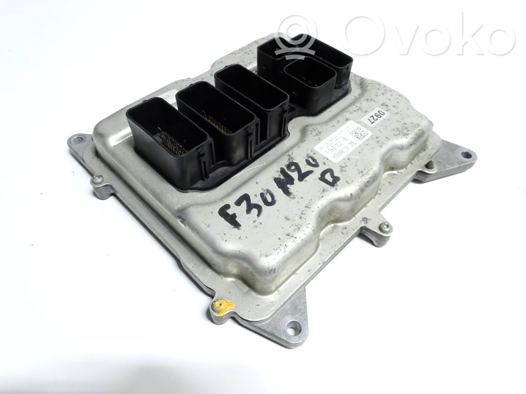 BMW 5 F10 F11 Dzinēja vadības bloks 