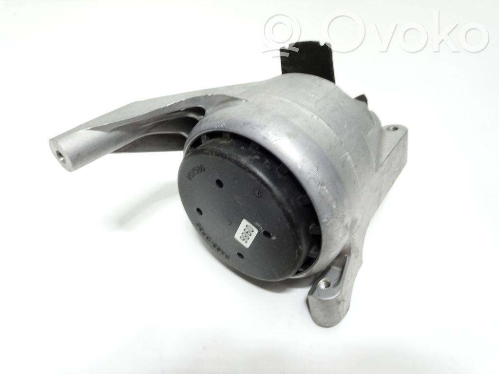 Porsche Panamera (971) Engine mount bracket 