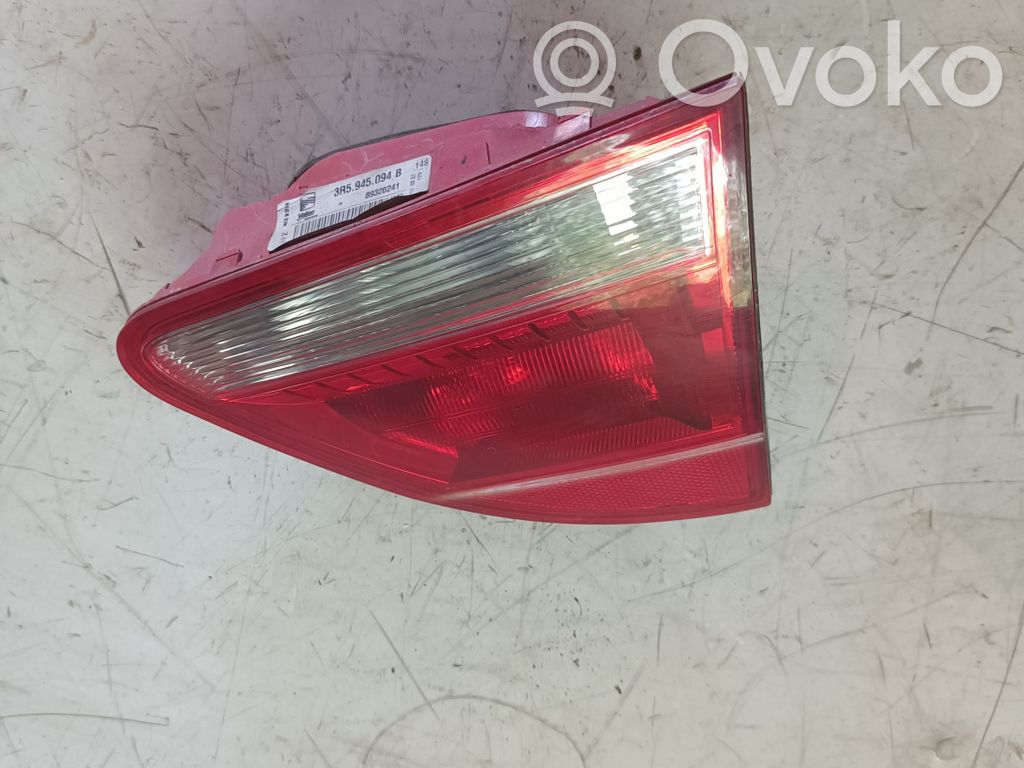 Seat Exeo (3R) Aizmugurējais lukturis pārsegā 