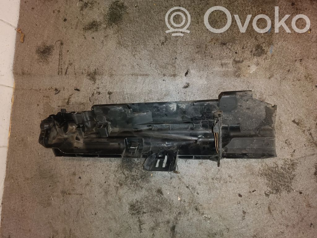 BMW 1 E81 E87 Radiator mount bracket 