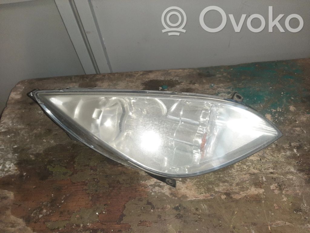 Mitsubishi Colt Headlight/headlamp 