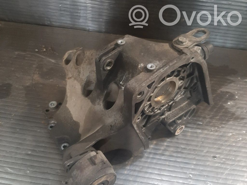 Opel Zafira B Fuel pump bracket 