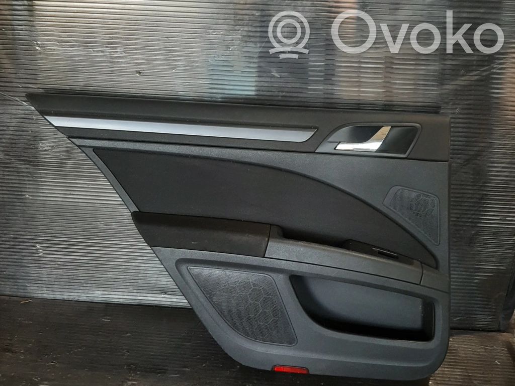Skoda Superb B6 (3T) Verkleidung Tür hinten 