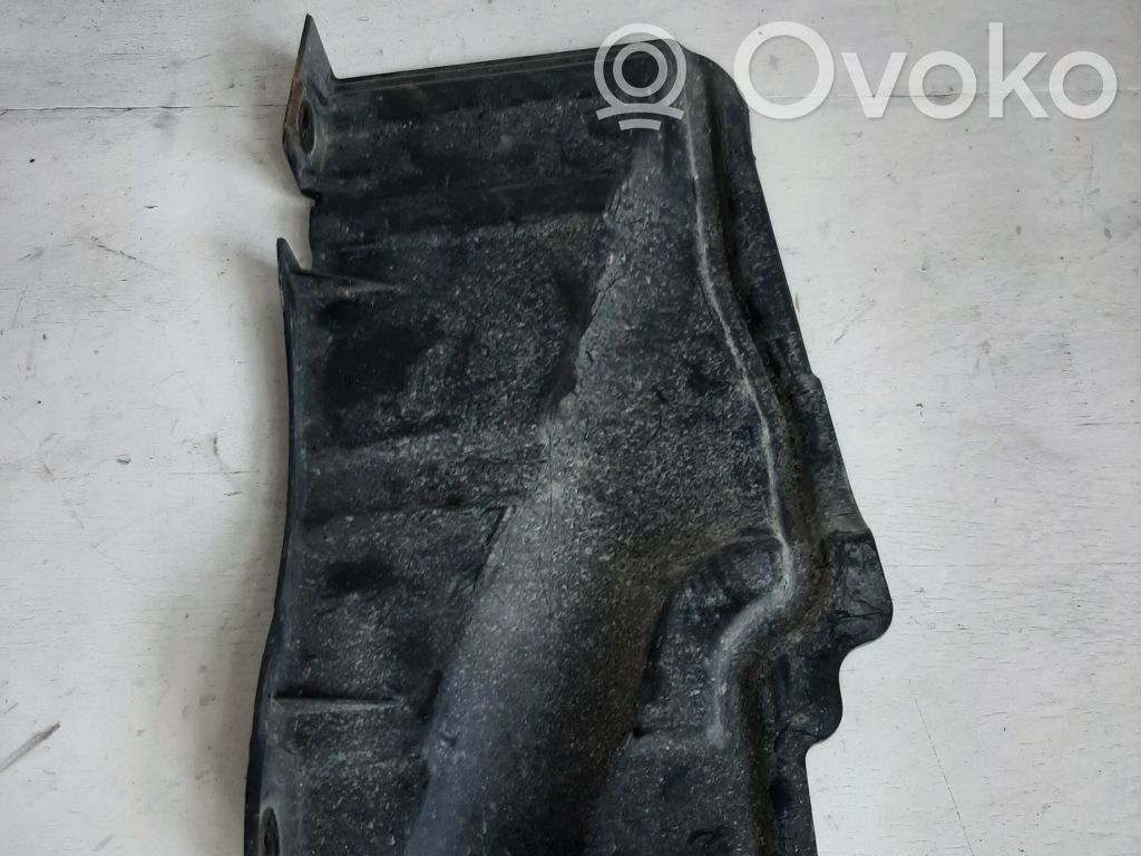 Hyundai i30 Šoninė dugno apsauga 