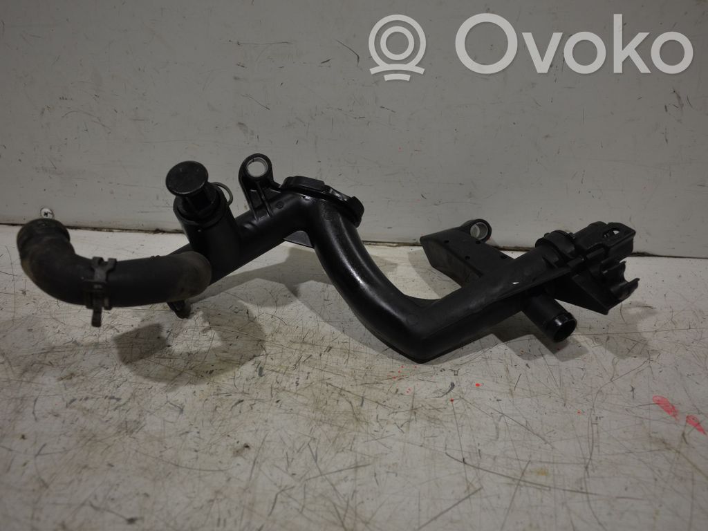 Peugeot 3008 I Engine coolant pipe/hose 