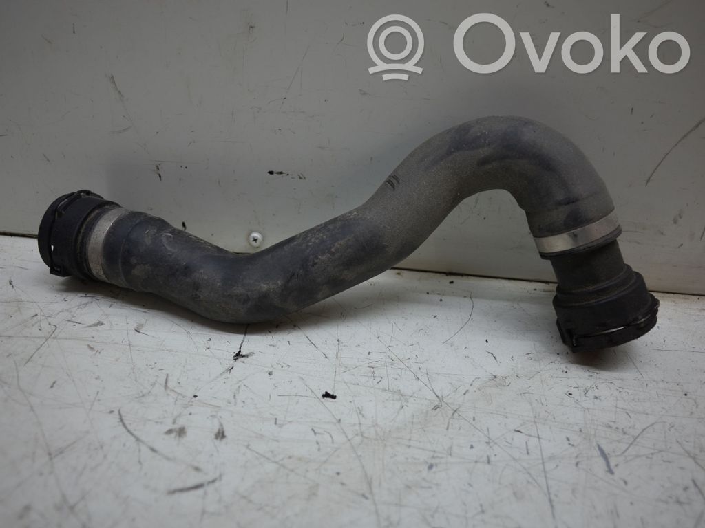 BMW X5M E70 Engine coolant pipe/hose 
