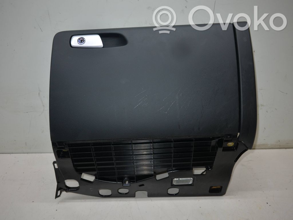 Audi A4 S4 B8 8K Guantera 