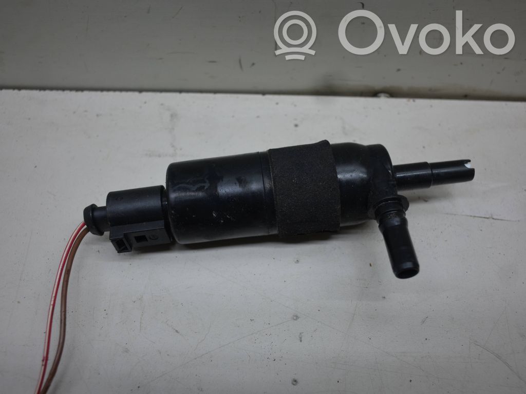 Audi A4 S4 B8 8K Headlight washer pump 