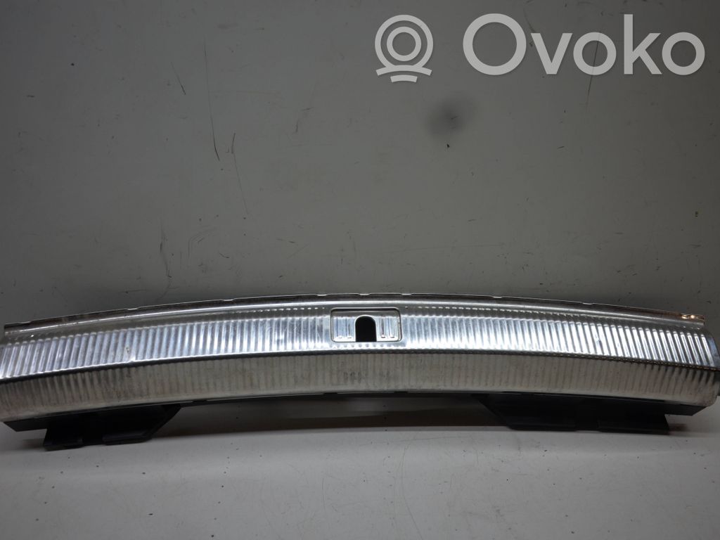 Audi A4 S4 B8 8K Tavaratilan kynnyksen suoja 