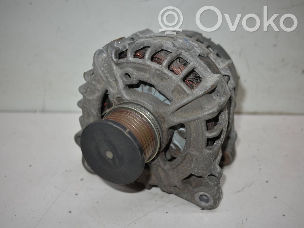 Audi A4 S4 B8 8K Generatorius 