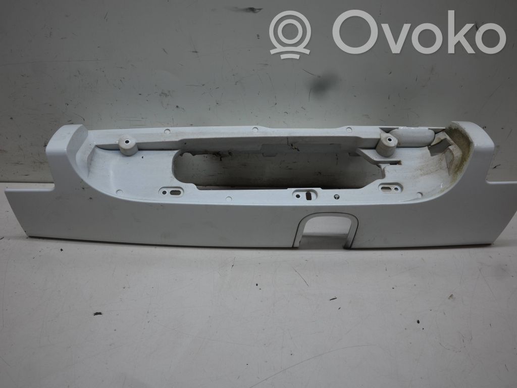 Opel Vivaro Tail light part 