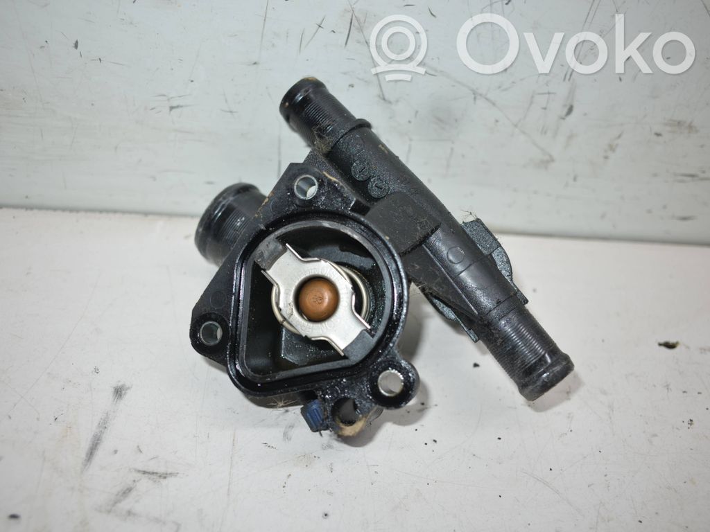Opel Vivaro Termostat / Obudowa termostatu 