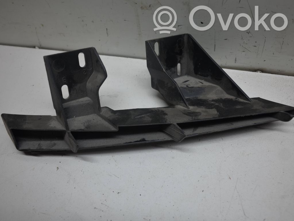 Audi Q7 4L Front bumper mounting bracket 