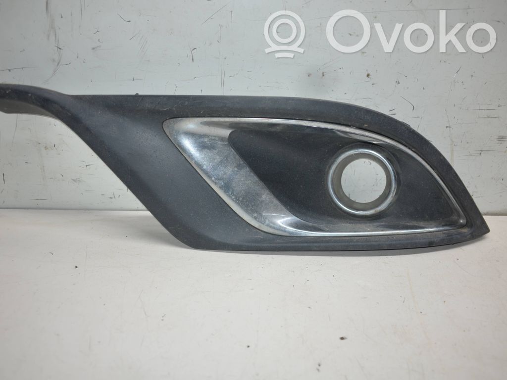 Etusumuvalon ritilä   05113679AC