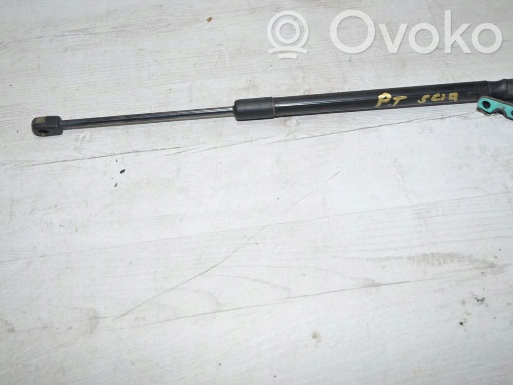 Volkswagen Scirocco Amortizatorius galinio dangčio 