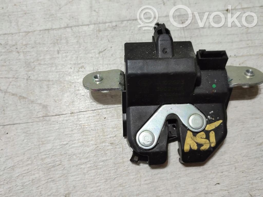 Opel Astra K Tailgate/trunk/boot lock/catch/latch 
