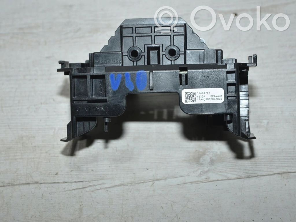 Volvo V40 Other devices 