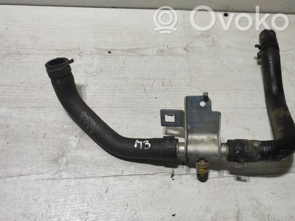 Mazda 3 III Engine coolant pipe/hose 