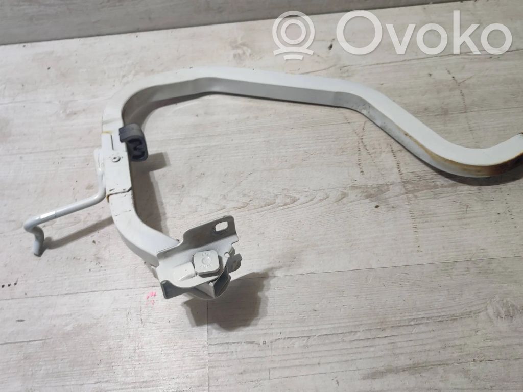 Tailgate/trunk/boot hinge   10411