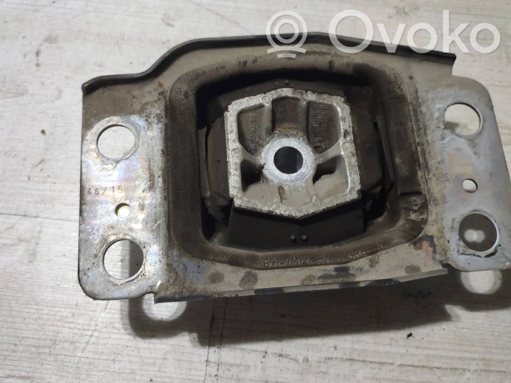 Ford Mondeo MK V Dzinēja spilvens 
